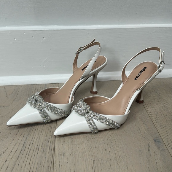 Lola Cruz Alice Pumps (Anthropologie) - perfect wedding shoes - Picture 3 of 6